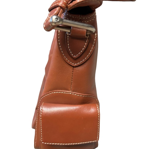 Talbot's Brown Leather Handbag 10”x10”x4 1/2”, zippered top, 3 outside pockets - Picture 3 of 8